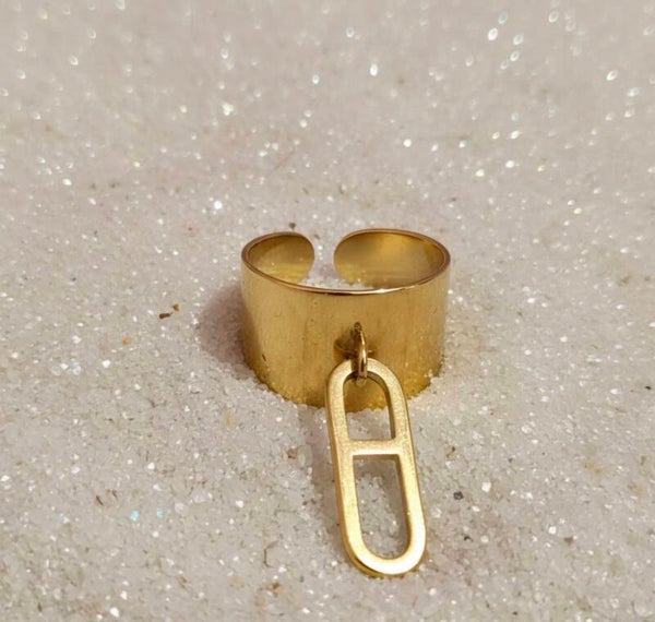 Bague Breloque Ovale Dorée – Acier inoxydable ajustable