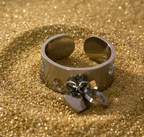 Bague Cœurs Argentée – Acier inoxydable ajustable