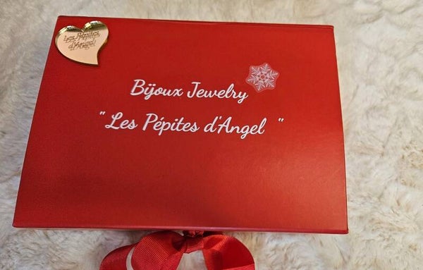 🎁 Box de Noël – Édition Limitée 🎄