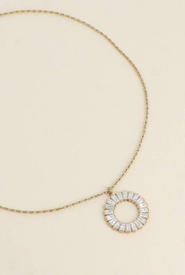 Collier Lorelia - cercle de cristaux rectangulaires