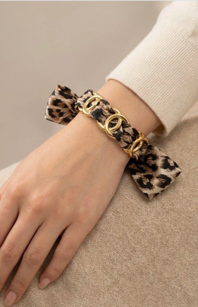 Superbe bracelet jonc ouvert avec foulard à motifs 🌸💛