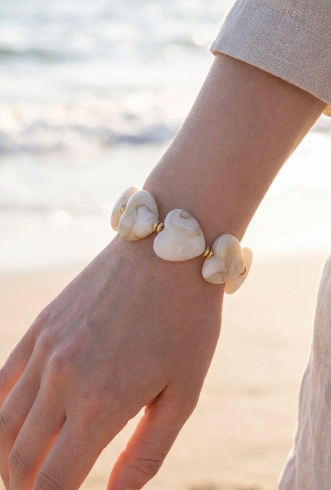 💘 Bracelet XL Cœurs – Couleurs & Style Audacieux 💘