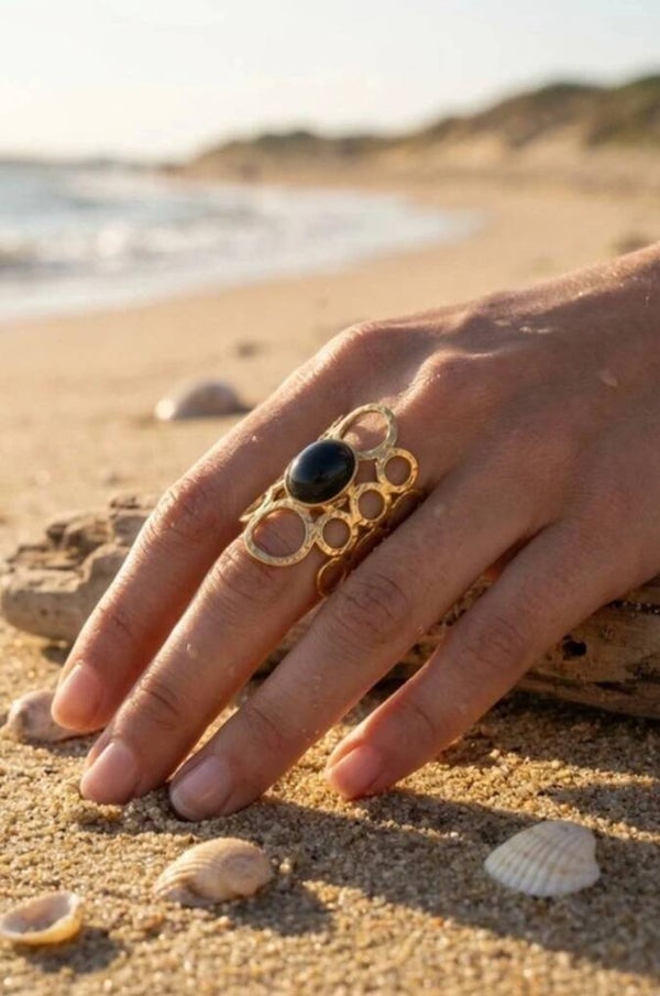 💍 Bague large ethnique ajourée – pierre colorée 💎