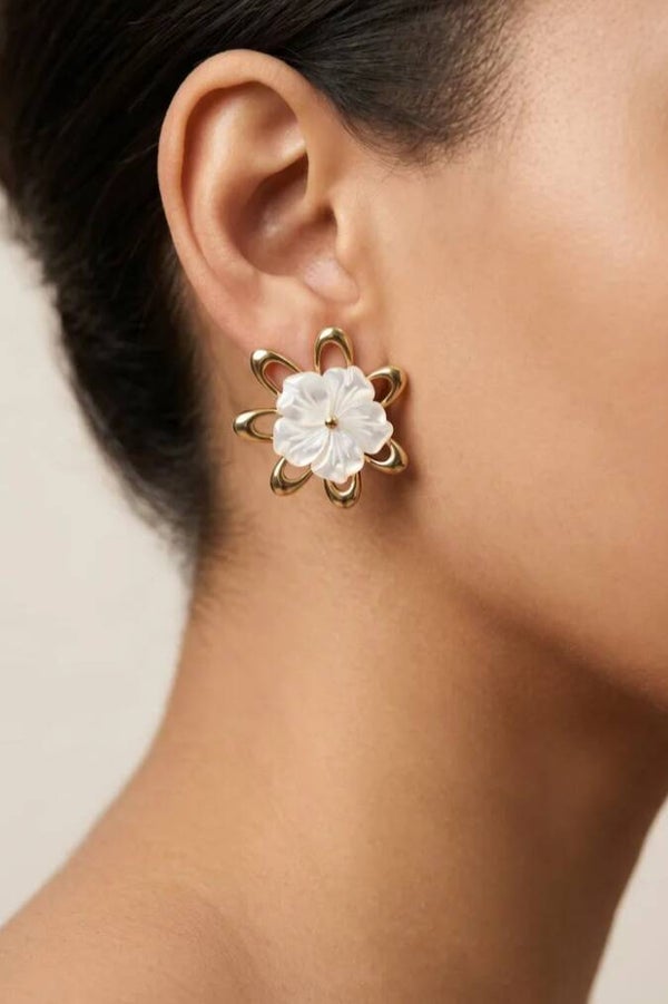 ✨️ Boucle d'oreille fleur blanche ✨️