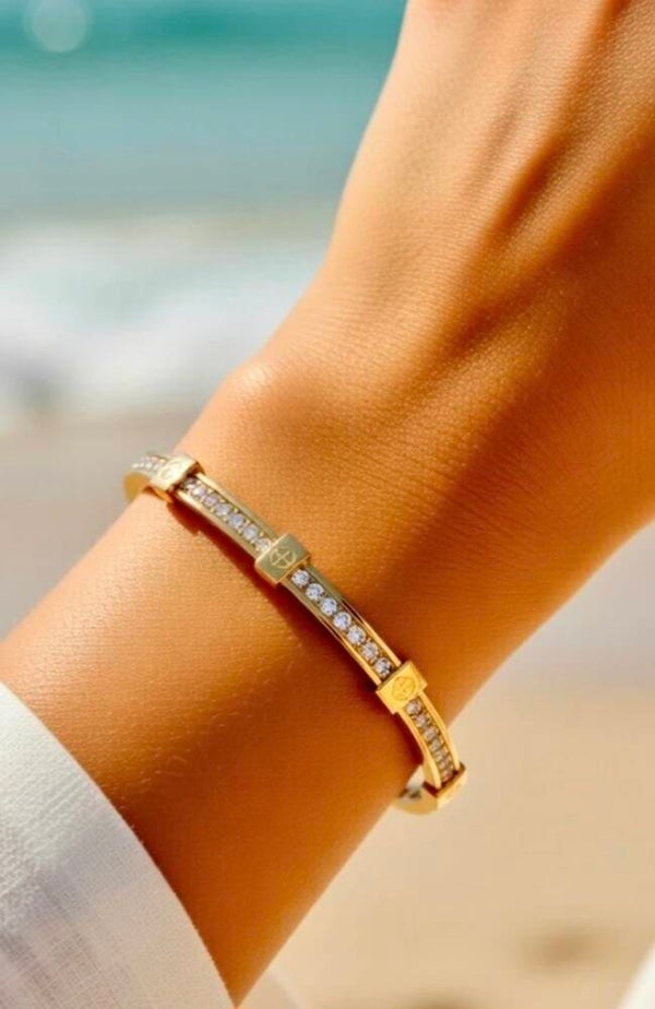 ✨️ Bracelet jonc strass doré ✨️