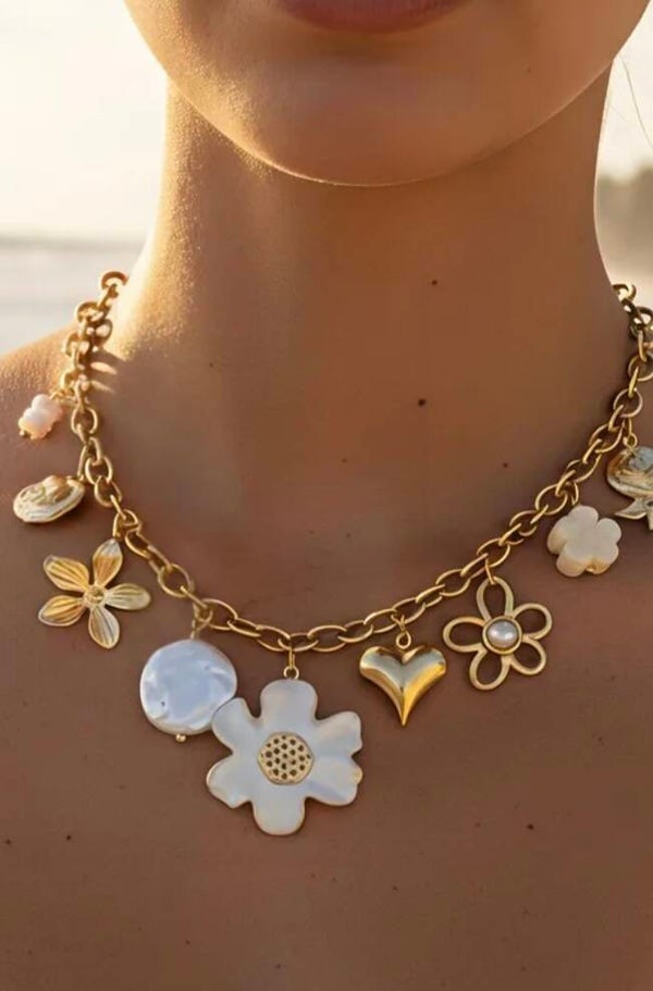 ✨️ Collier breloques fleurs✨️
