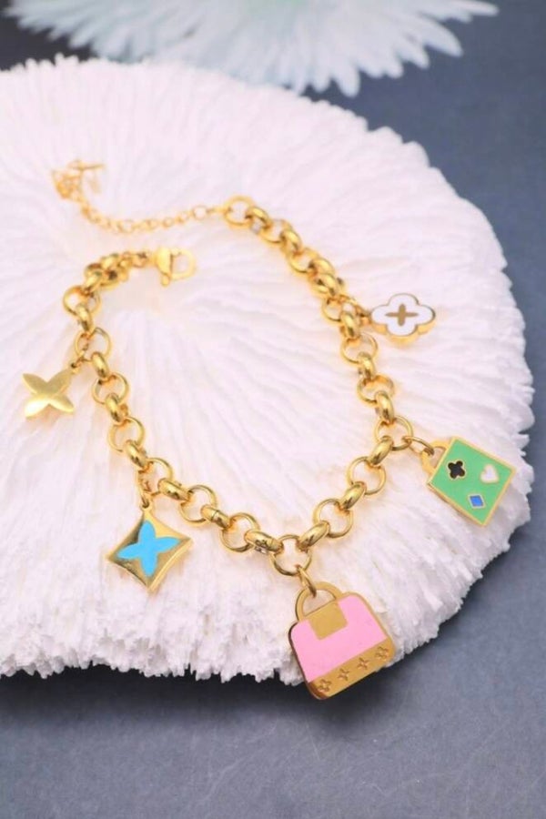 ✨️ Bracelets breloques inspi LV✨️