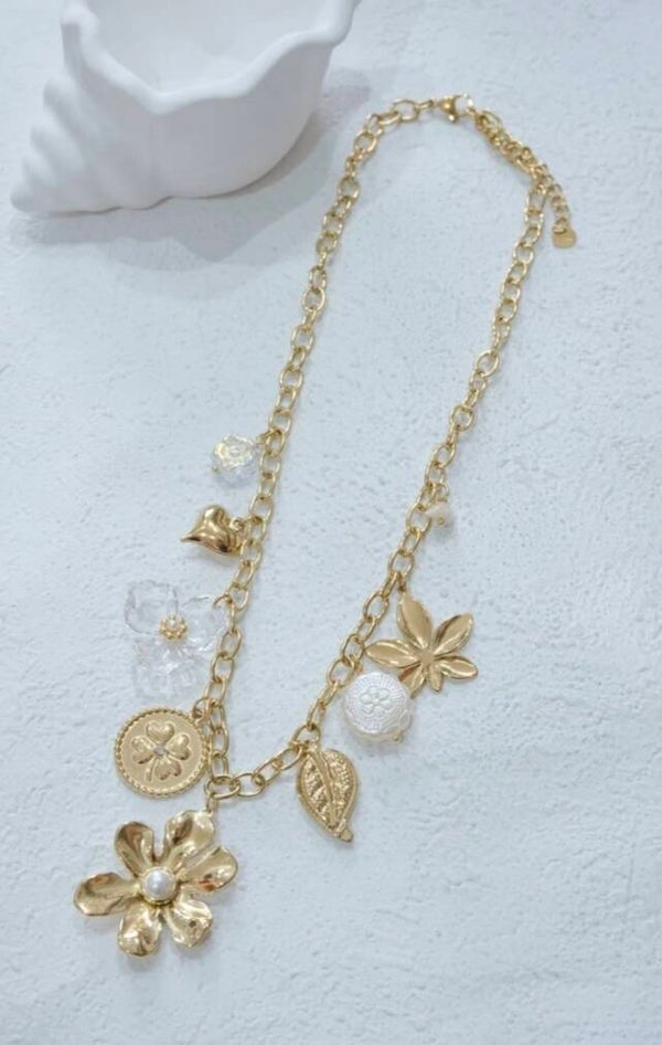 ✨️ Collier breloques fleur✨️