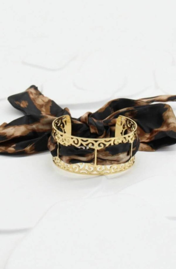 Bracelet Manchette Doré avec Foulard Léopard – Bijou Femme Élégant et Original
