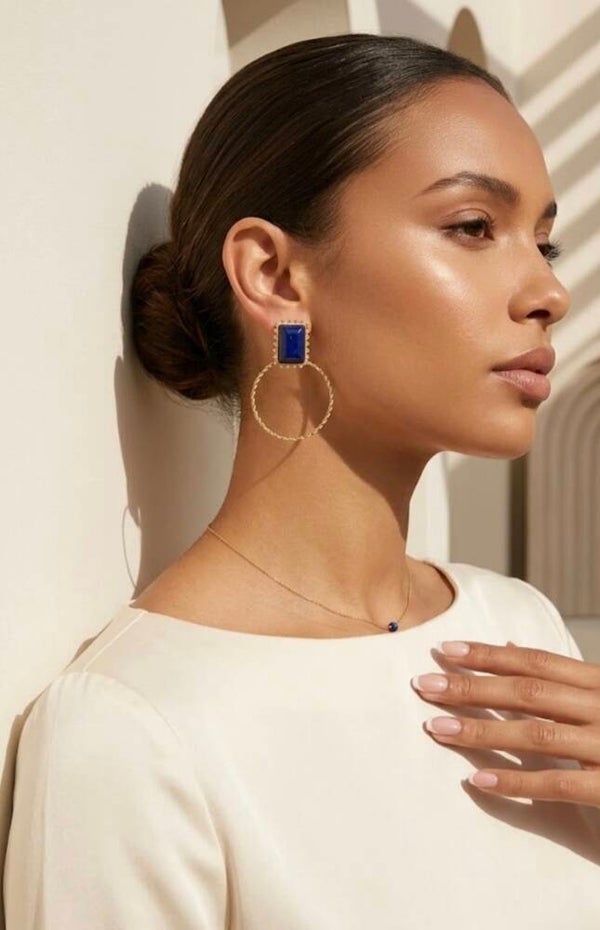 Boucle d'oreille ornée de pierre en acier inoxydable