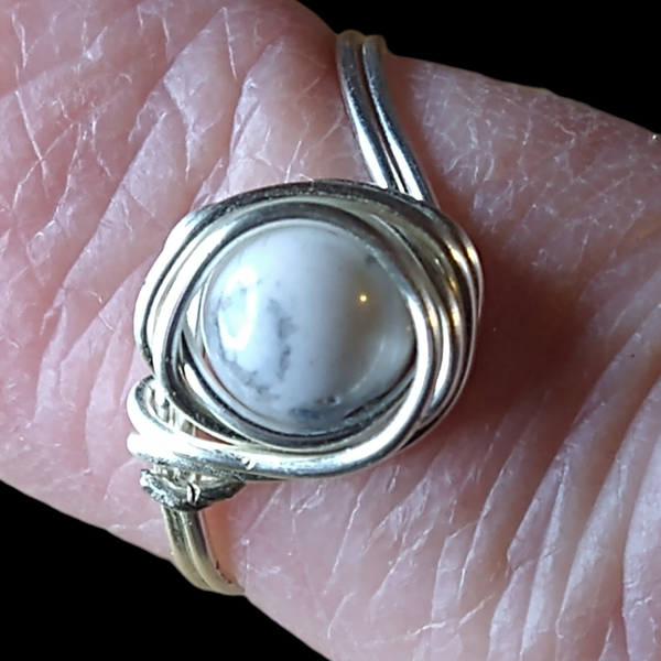 Howlite Ring