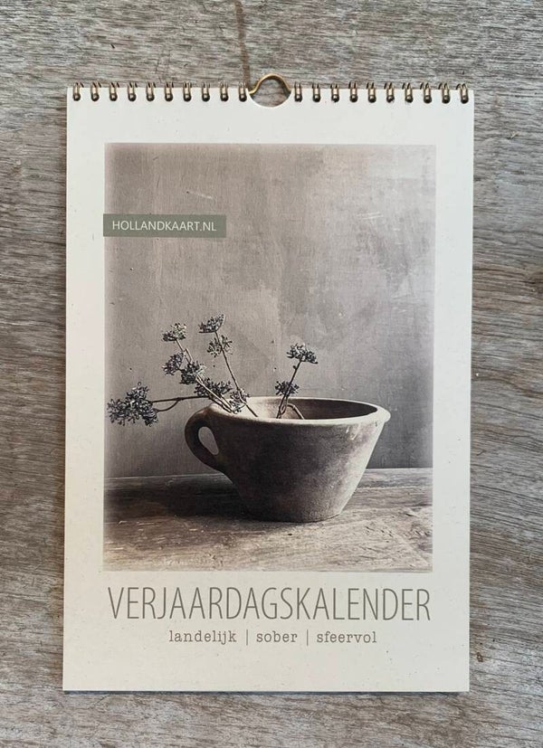 Verjaardags kalender landelijk sober