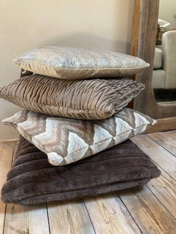 Kussen Hazel chocolade