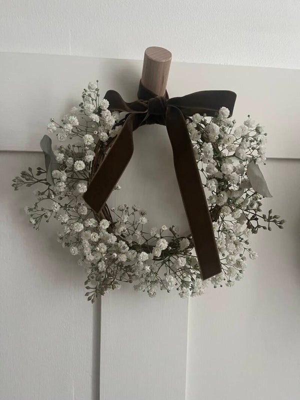 Dainty Mini Wreath (Copy)