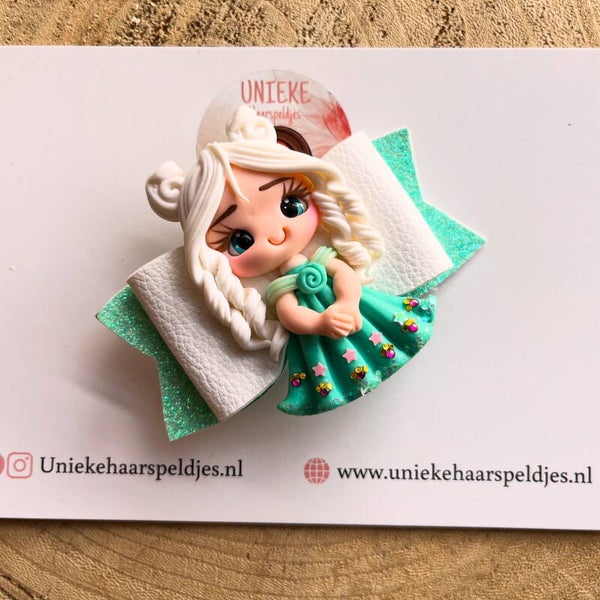 Strik met fimo poppetje