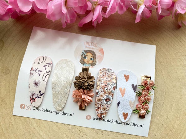 Setje haarspeldjes rose