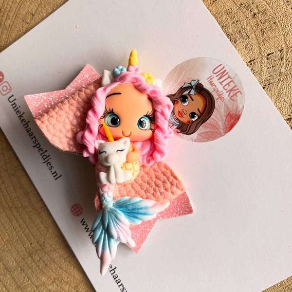 Strik met fimo poppetje
