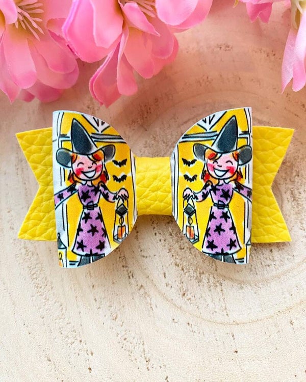 Halloween geel met gekleurde lichtjes