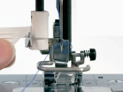 Juki HZL-70HW-B Nadeleinfädler