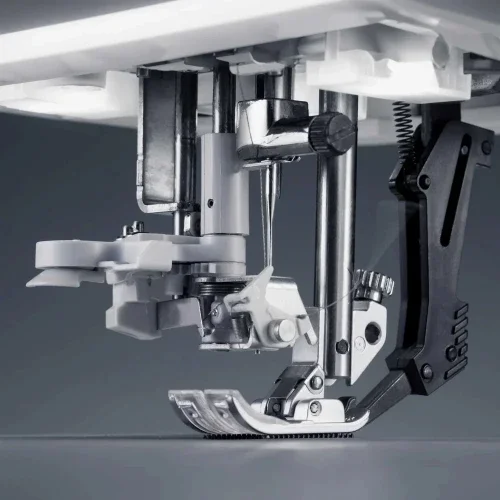 Pfaff creative expression einfädler