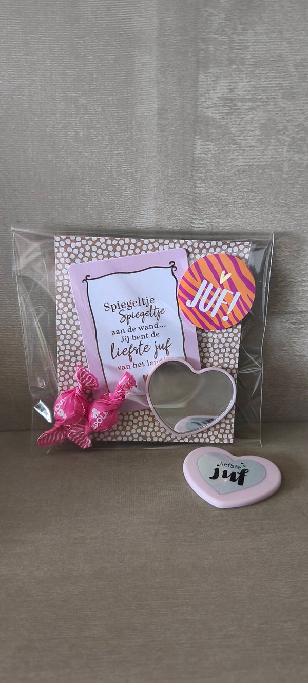 Spiegeltje liefste juf + kaartje + snoep