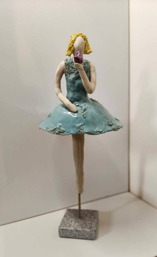 Lady ballerina met vogeltje