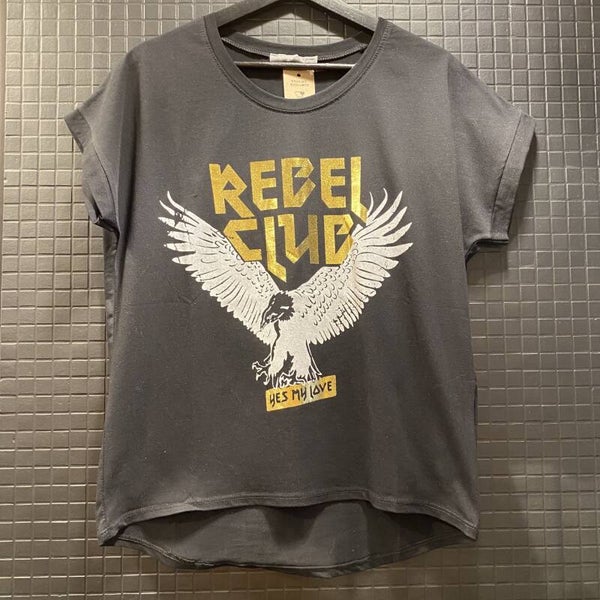 T-shirt rebel club
