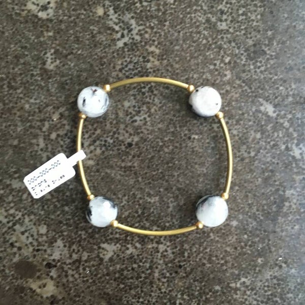 Armbanden met edelsteen en brons