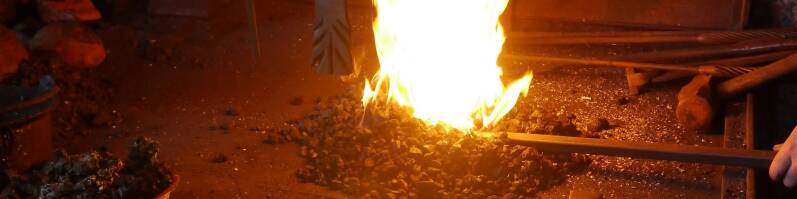 Het smidsvuur in de smederij te Budel