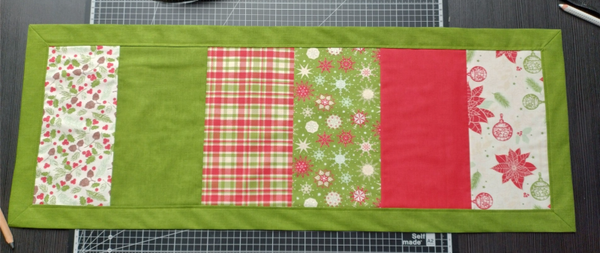 Tischläufer X-mas, grün-rot