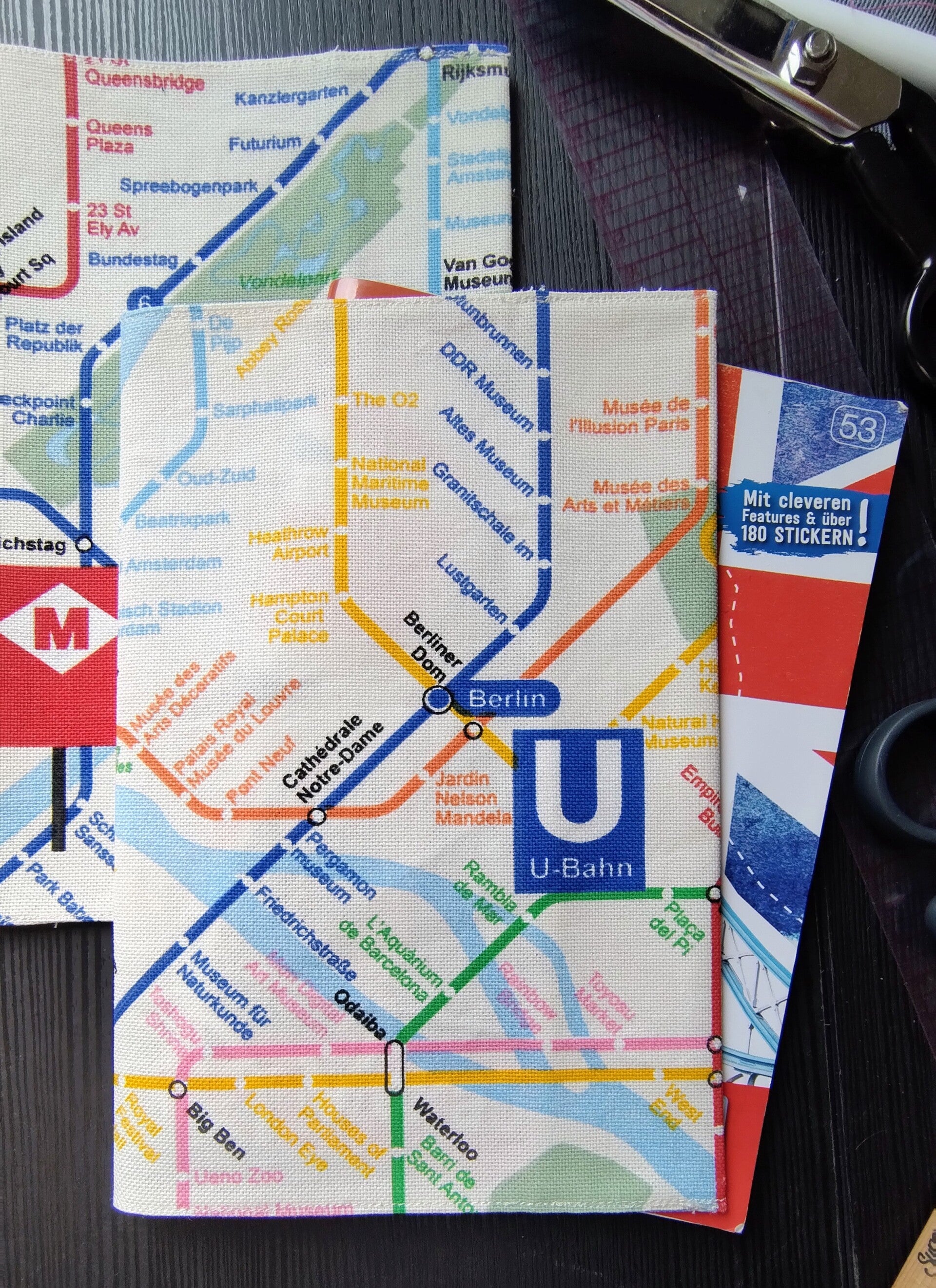 Heftumschlag DIN A5, nachhaltig, aus Polyester/Baumwolle-Gemisch.