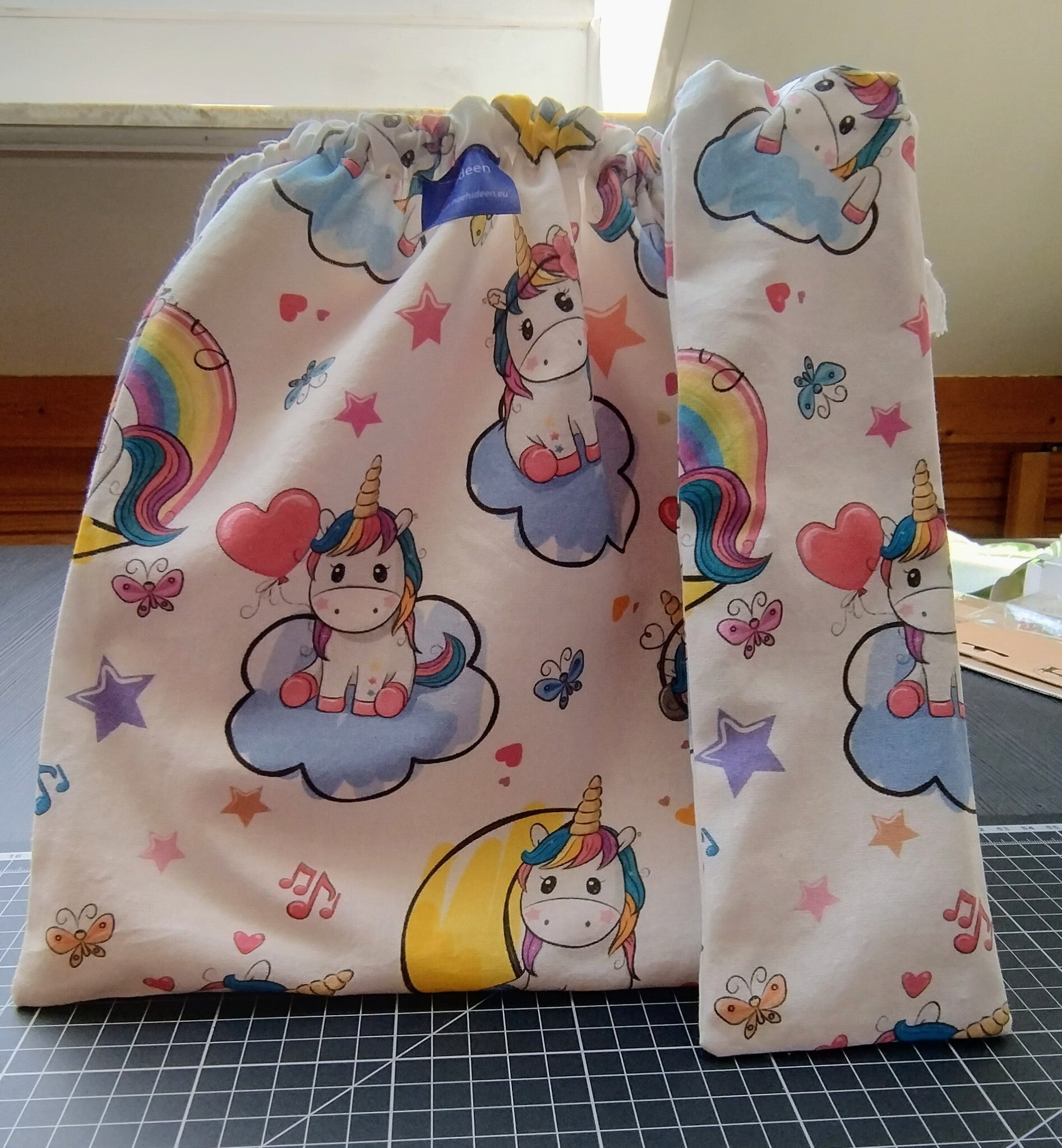 Teller- & Bestecksäckchen-Set „Süßes Einhorn“
