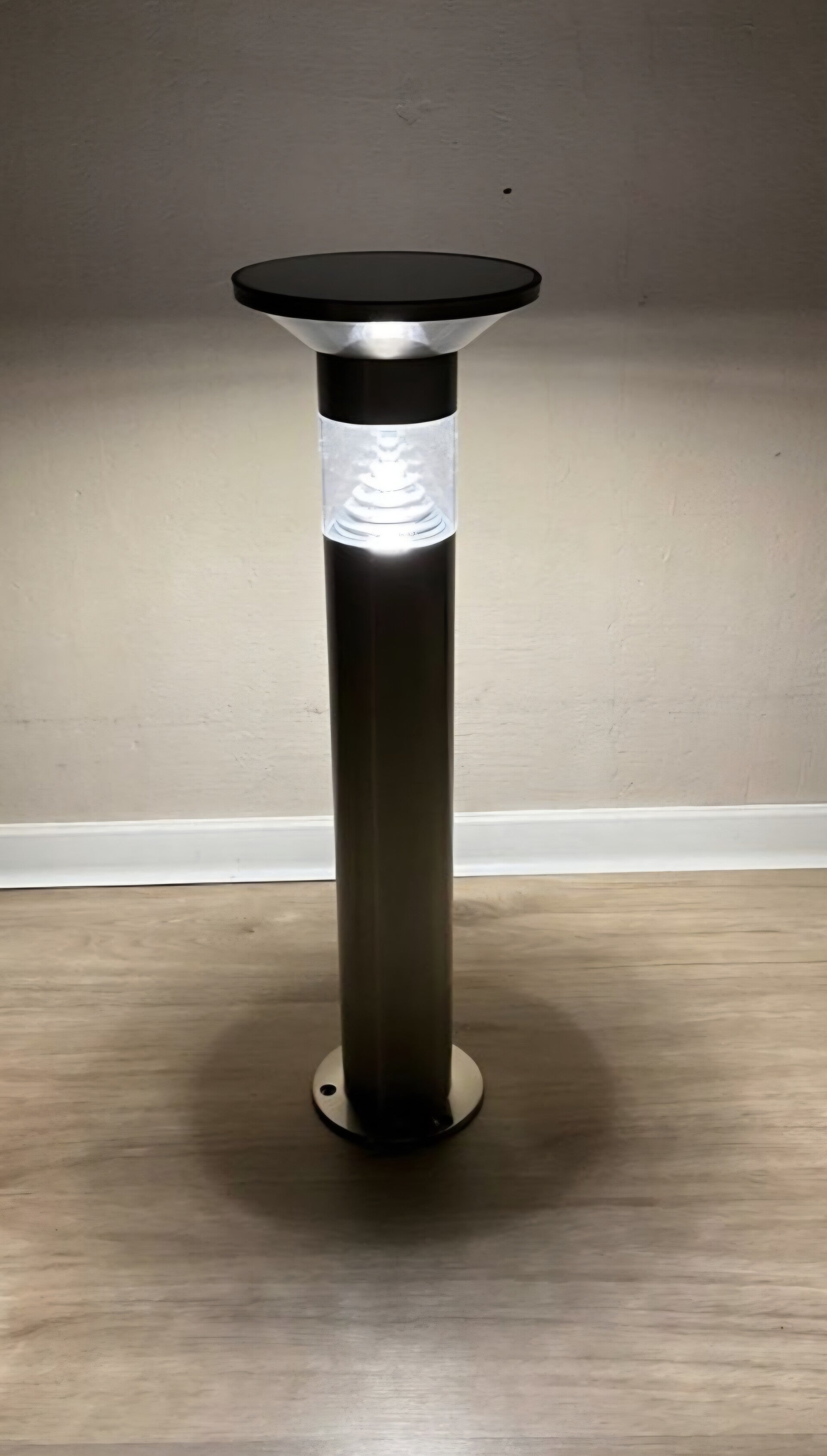 Lindby LED Solar Leuchte aus Edelstahl mit Bewegungssensor