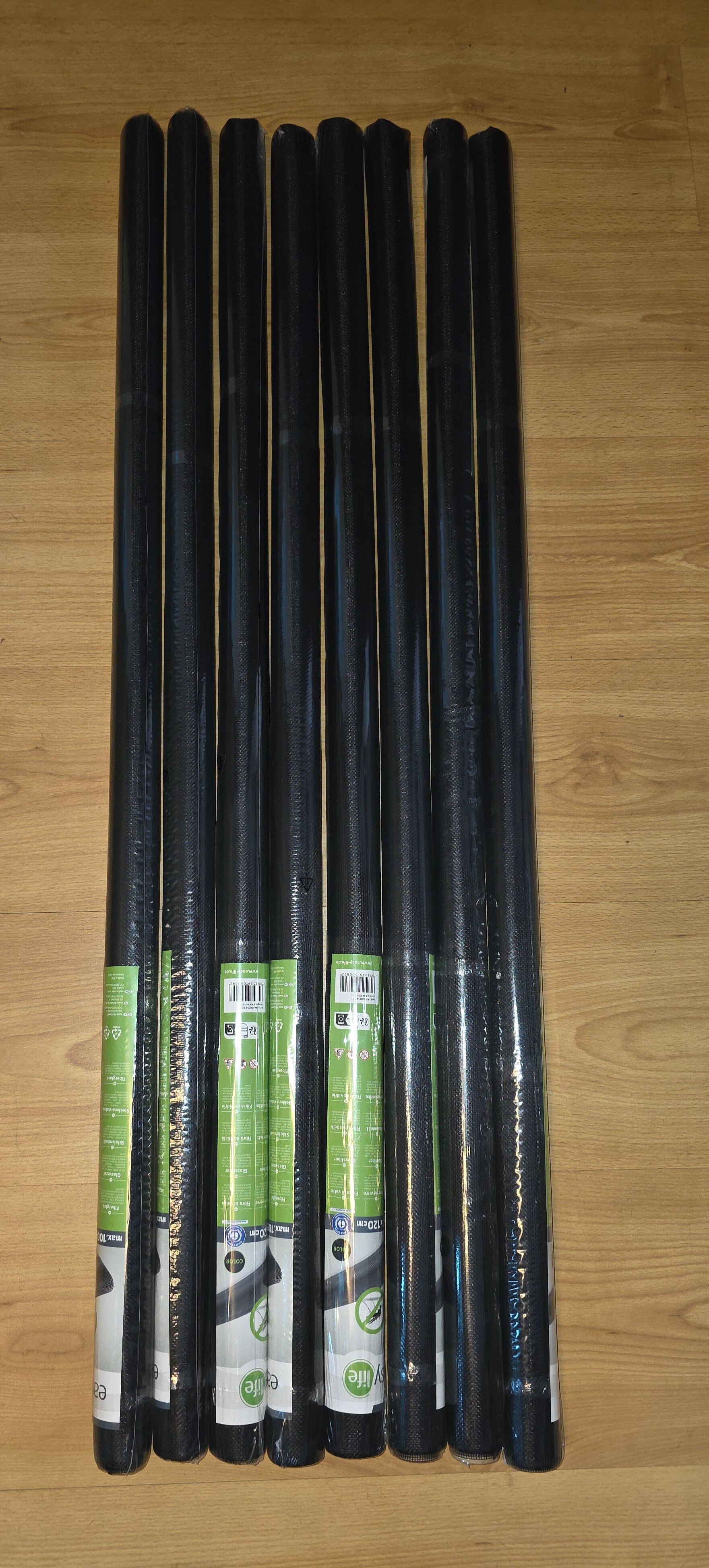 Fliegengitter easylife Fiberglas 100x200cm (4,16€/m²); 1,20x30m (2,22€/m²)