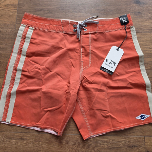 Billabong Herren Badehose Badeshorts Gr.32 NEU
