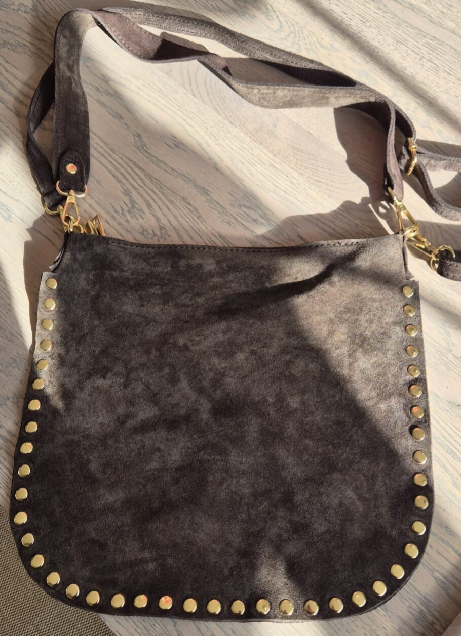 Suède studs tas