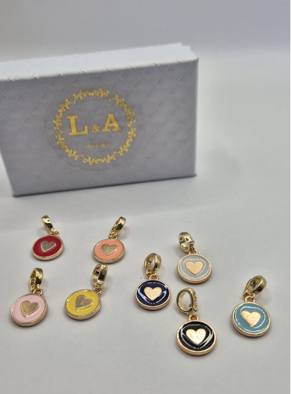 Rondje met hart bedel - diverse kleuren