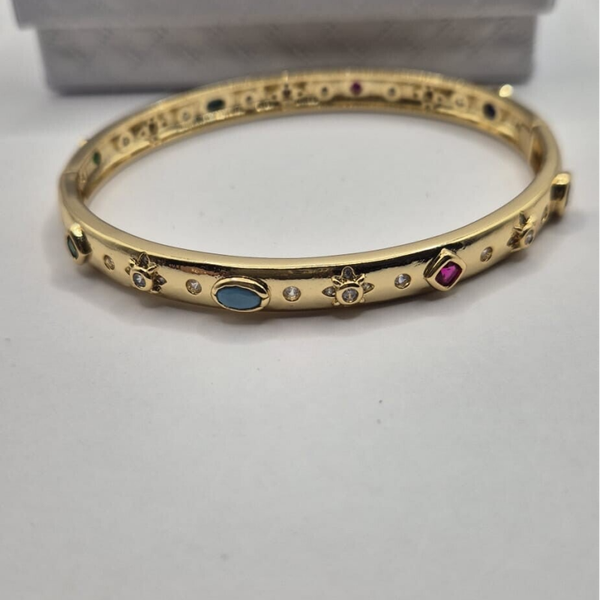 Gouden bangle met leuke details