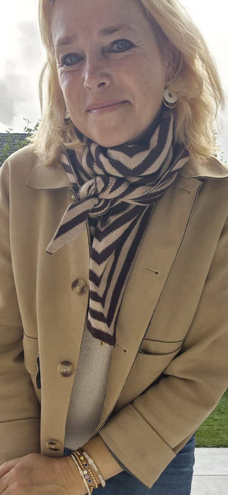 Driehoek sjaal - bruin met beige
