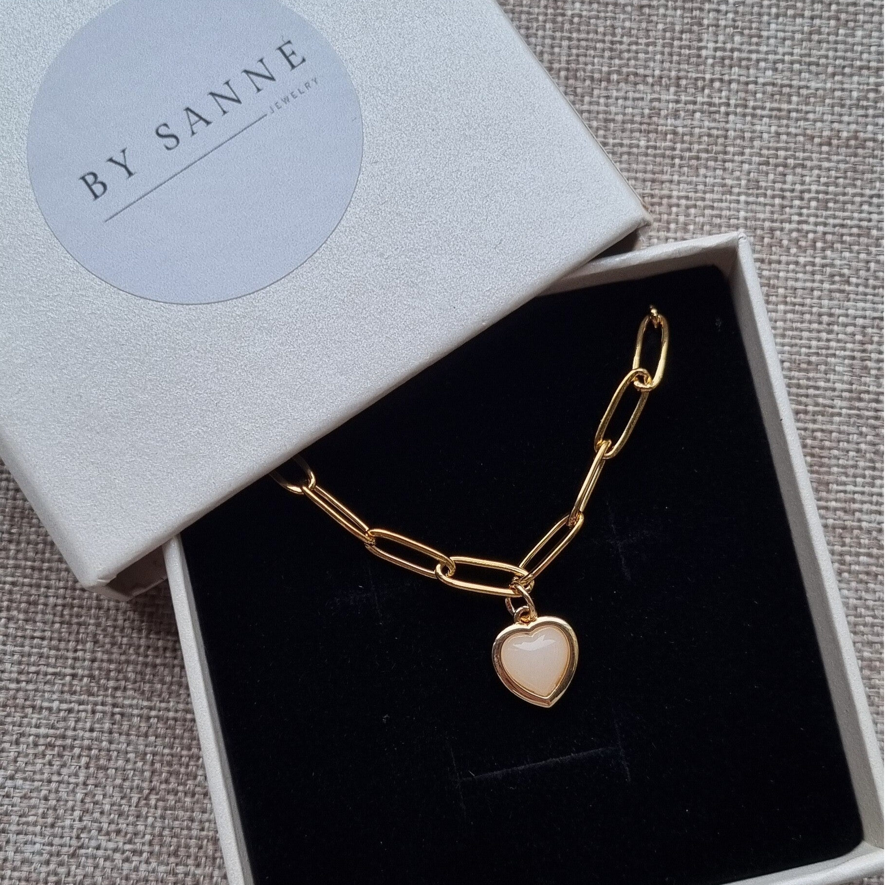 Stainless steel armband met hartje