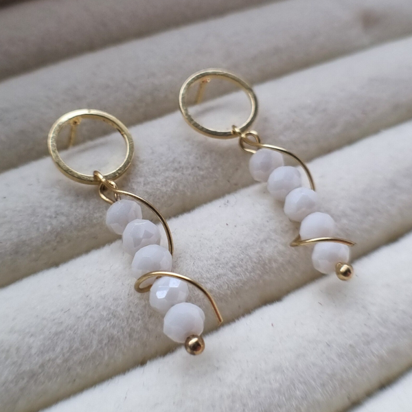 RVS oorbellen met kralen en spiraal - TWIRL