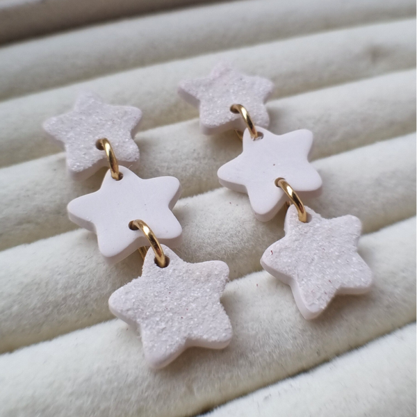 Polymeerklei oorbellen met sterren - FALLING STARS