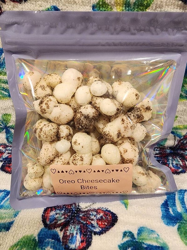 Oreo cheesecake bites
