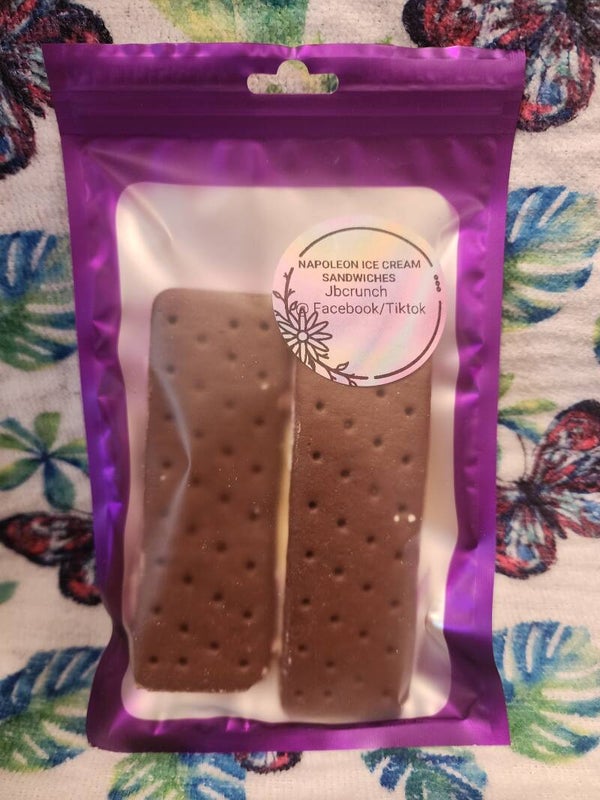 Napoleon ice cream sandwich