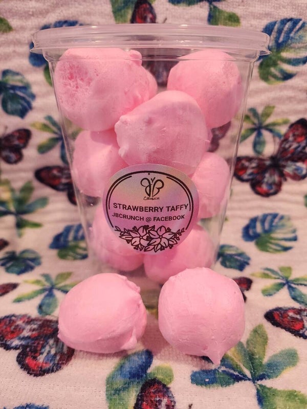 Strawberry taffy