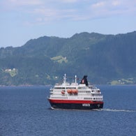 2v8a6260jpg.jpg