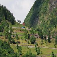 2v8a6928jpg.jpg