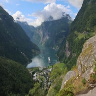 2v8a6981jpg.jpg