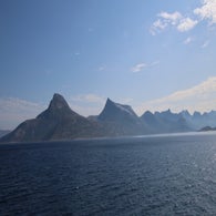 2v8a5573jpg.jpg