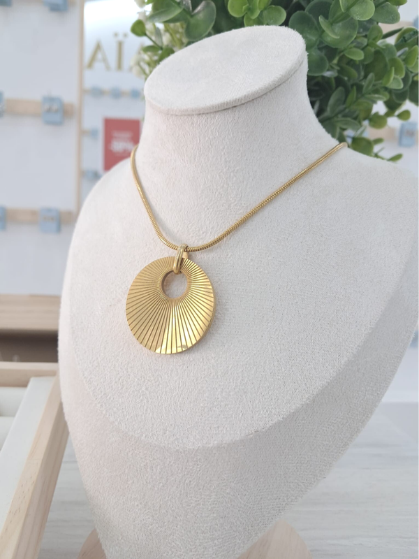 Collar Doha